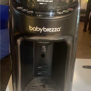 Baby Brezza Black Formula Dispenser